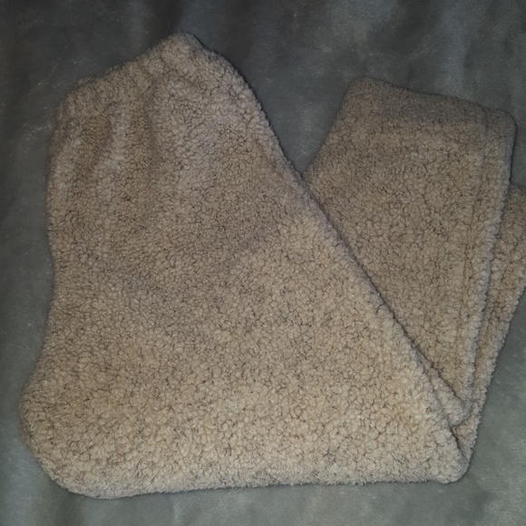 kids zip up sweatshirt and pants - Picture 4 of 4